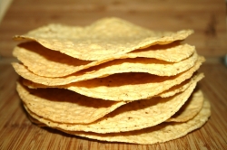 Tostadas y pasta para tostadas estilo Jalisco 