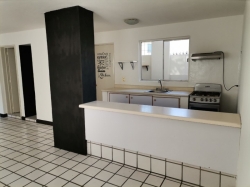 LAGOS DEL COUNTRY, ZAPOPAN: DEPARTAMENTO PRIMER PISO