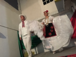 BALLET FOLKLORICO PARA FIESTAS Y EVENTOS