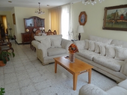 Entre MINERVA y RUI amplia rec amueblada compartida