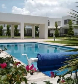 Se renta hermosa casa en Fraccionamiento con amenidades y vigilanca 24/7