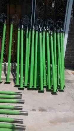 PUNTALMETÁLICO EXTENSIBLE O PIE DERECHO  PARA CIMBRA