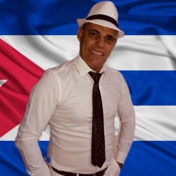 Cantante Manny Cuba  en Guadalajara 2212725425
