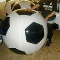 BALONES DE FUTBOL GIGANTES EN TELA PLASTICA
