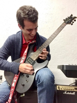 Clases de guitarra Presenciales. Naucalpan Satélite.