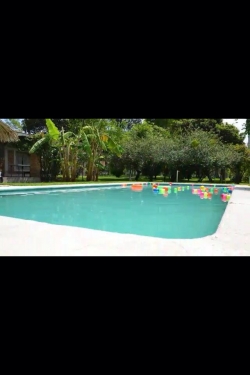 Amplia casa de campo 